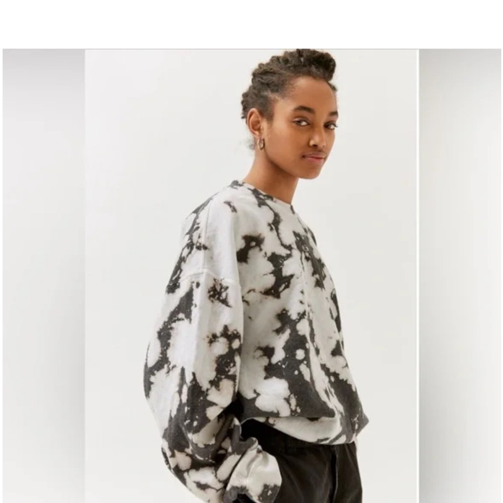 Tie-Dye Sweatshirt